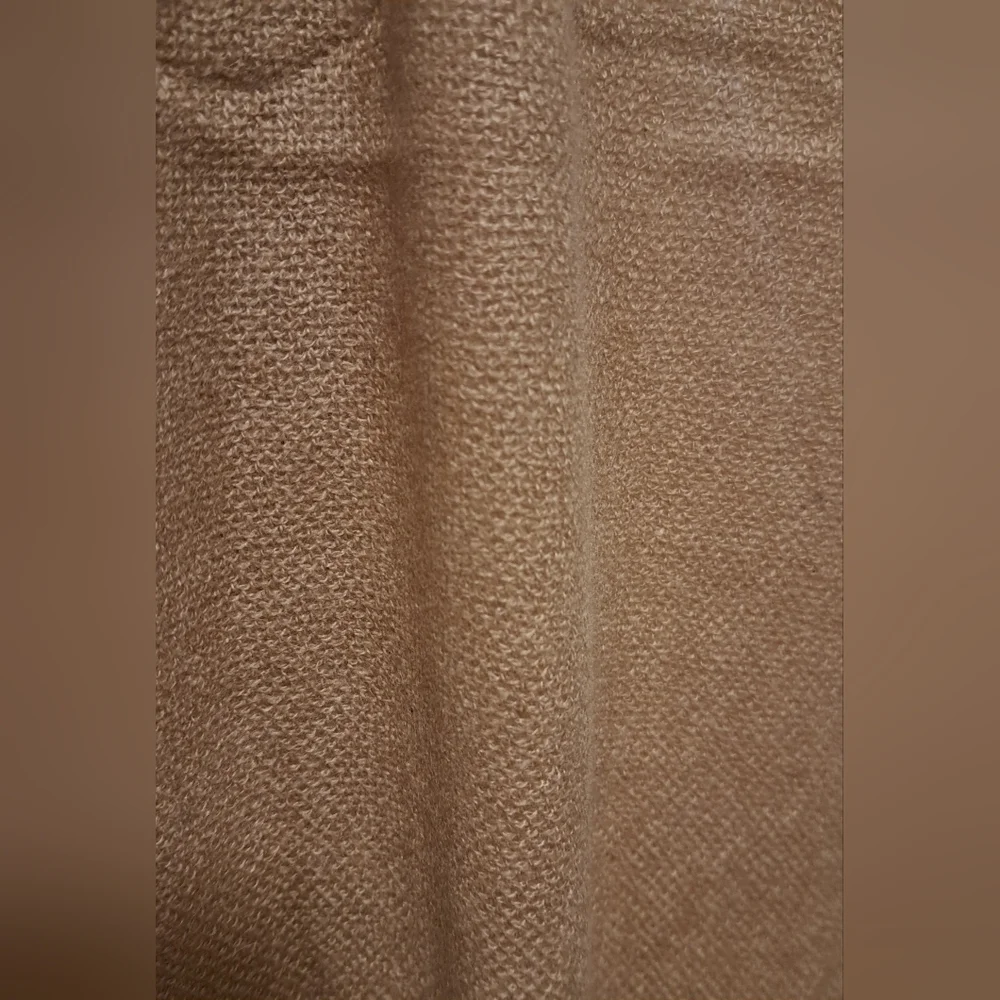 NWT Claudia Nicole Tan Cashmere Neutral Boho Casual Knit Scarf Wrap w/ Fringe